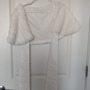 Bridal winter cape